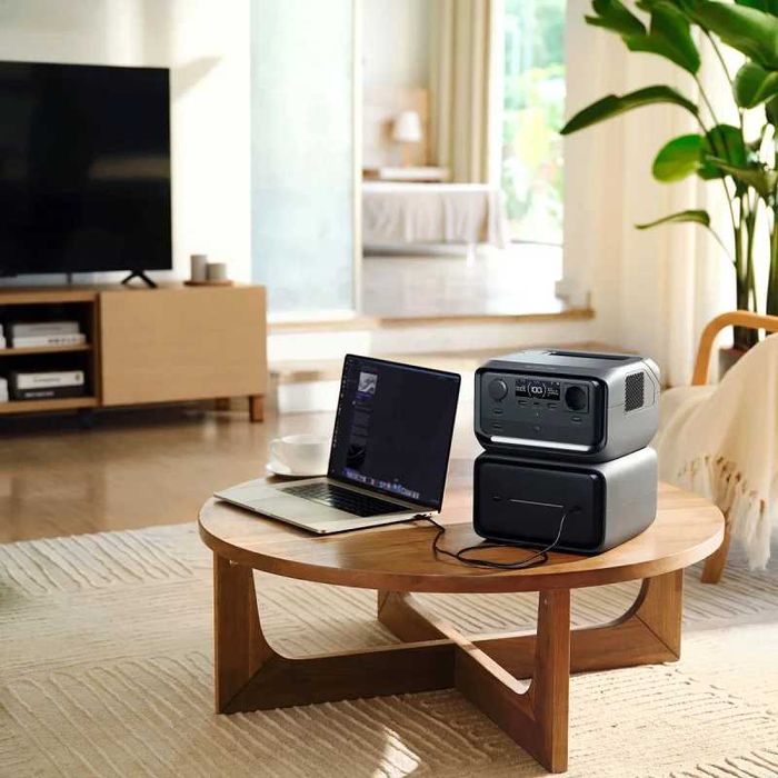 Станція EcoFlow RIVER 3 Plus разом з додатковою батареєю
