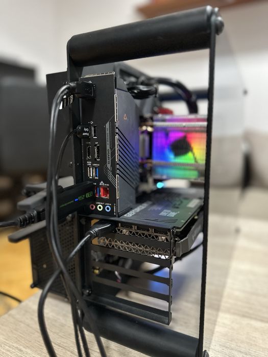 PC i5-13400F / RTX 3050 8GB / 32GB RAM / 1TB NVMe / CUSTOM CASE / RGB