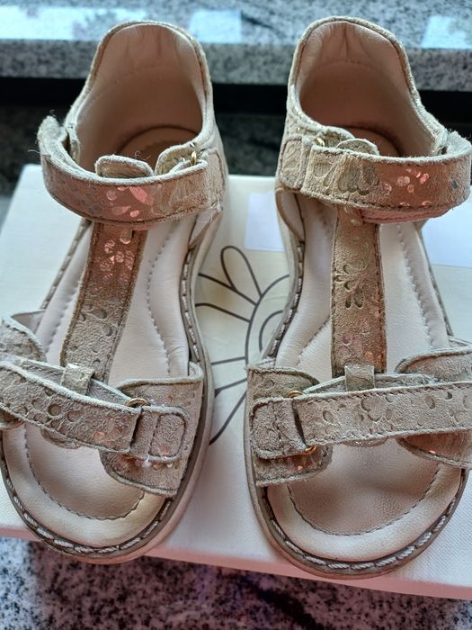 Sandałki Lasocki zlote j.nowe skóra 26r.