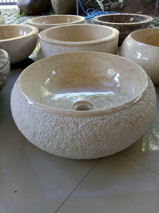 lavatorio em pedra natural
