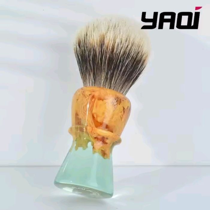 Помазок для бритья фирменный барсук  YAQI