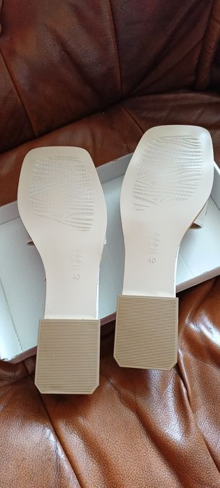 Eleganckie Klapki