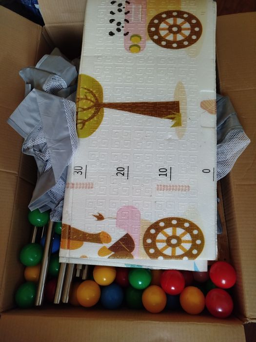 Basen z kulkami plus 3worki kulek