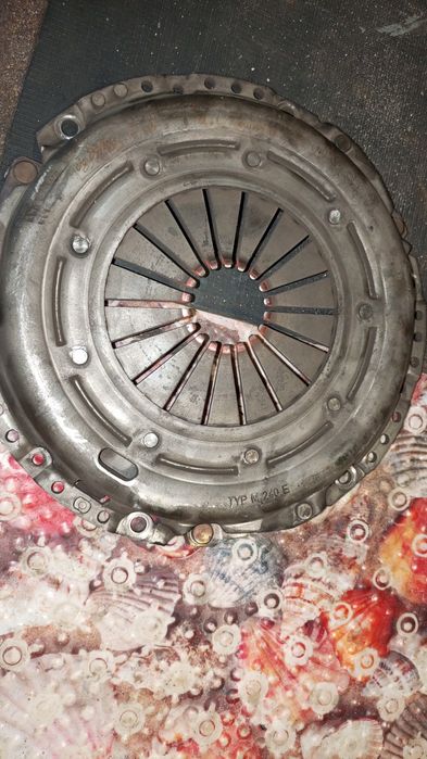 Корзина зчеплення форд с мах 1.6 дизель 66квт 2008 рік