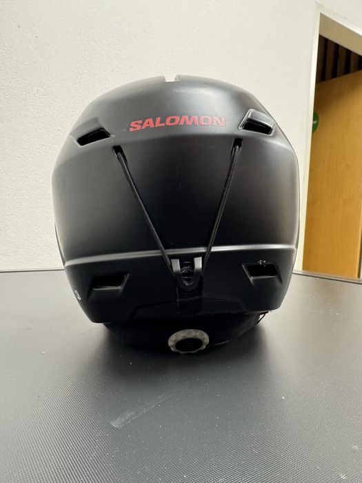 Шлема горнолыжные б/у Salomon s/m, m/l, L/XL