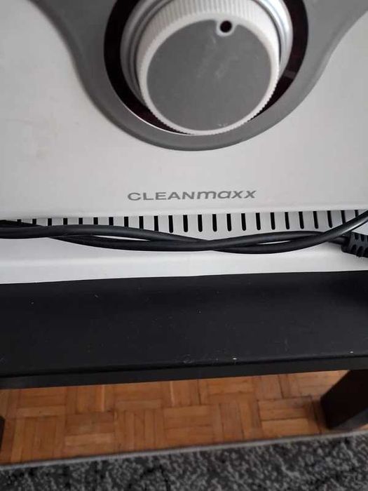 Sprzedam suszarkę parowa do ubran Clineamaxx