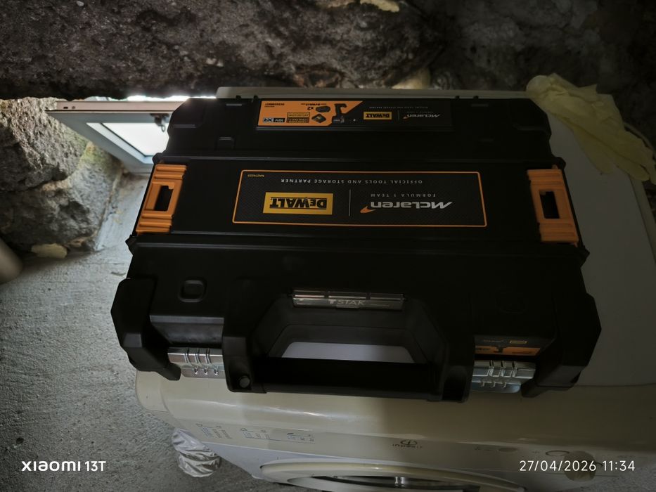 Aparafusadora DeWalt Maclaren usada como nova