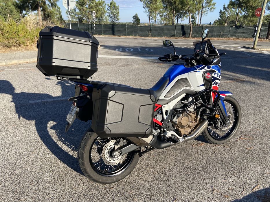 Honda crf 1100 africa twin