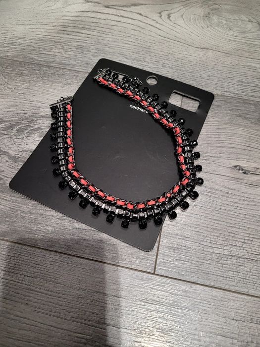 Naszyjnik srebrno czarno czerwony NOWY