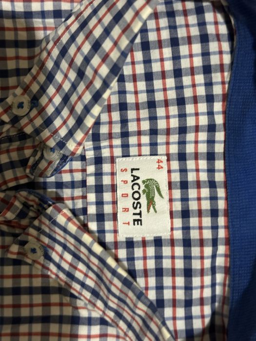 Рубашка фірми Лакоста