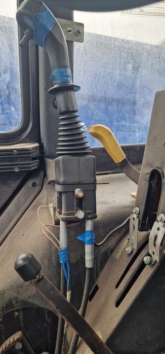 Навантажувач МТЗ Гектор 2000