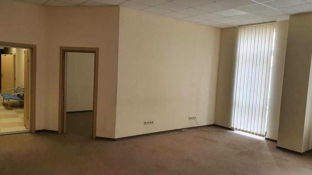 Оренда офісу БЦ Максим