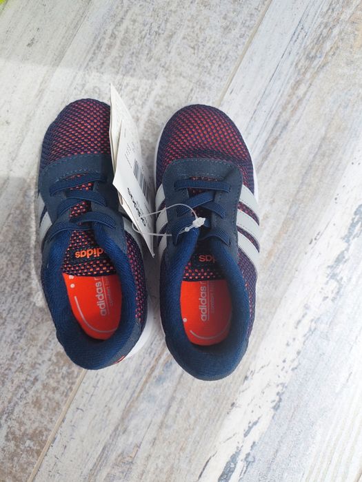 Кросівки Адідас, Adidas кроссовки