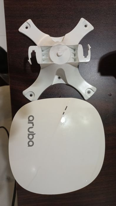 Aruba 303 Access Point64729595452162121