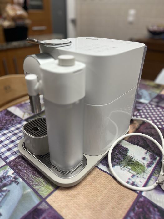 Nespresso Delonghi Latissima One