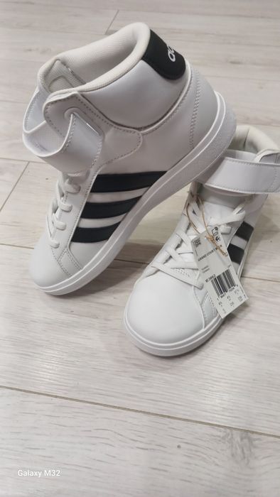 Кросівки   ADIDAS