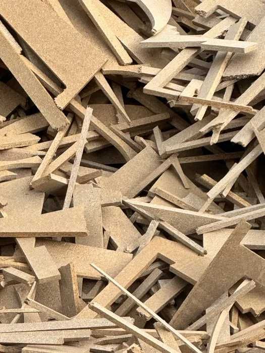 Прийму безкоштовно відходи ДСП, дрова, мастило. Дніпро АНД район.