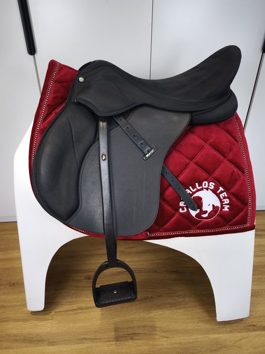 18 cali Wintec 2000 siodło wszechstronne Id.688