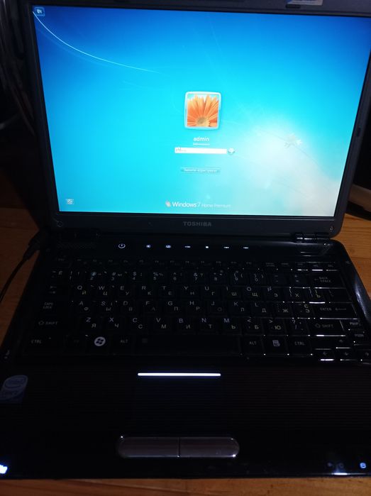 Продам ноутбук Toshiba