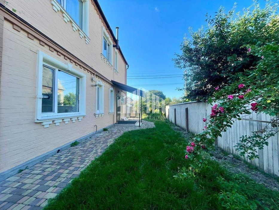 Великий будинок 249м² — ідеально для великої родини(+пасивний дохід)