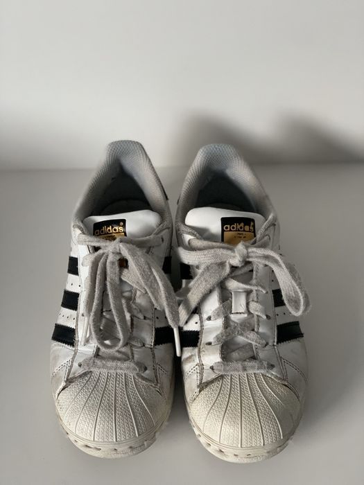 adidas SuperStar