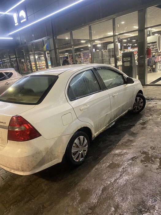 Шевроле Авео т 250 1.6 газ бензин