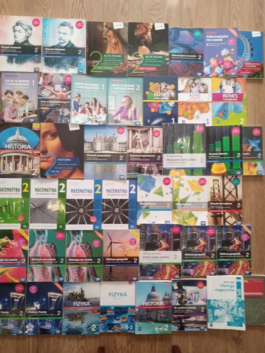 Komplet podręczników kl.2 szkoła średnia