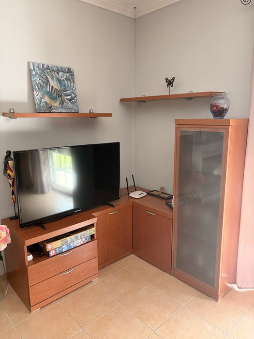 Moveis para a sala - artigos em exposiçao nos movéis não estã à venda