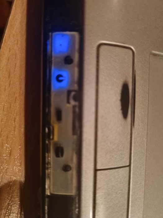 Toshiba satellite  A205-S7458