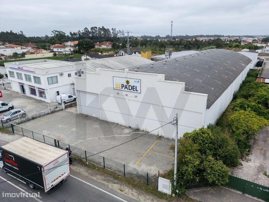 **Pavilhão com excelente versatilidade em São João, Ovar**