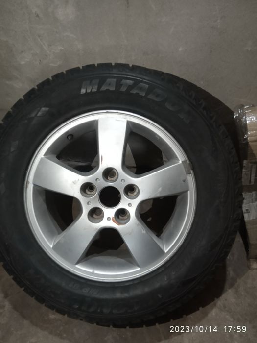 Диск с шиной Matador 215/60/R16