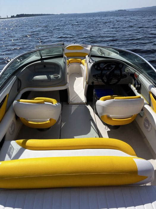 Продам катер MONTEREY 208 SI