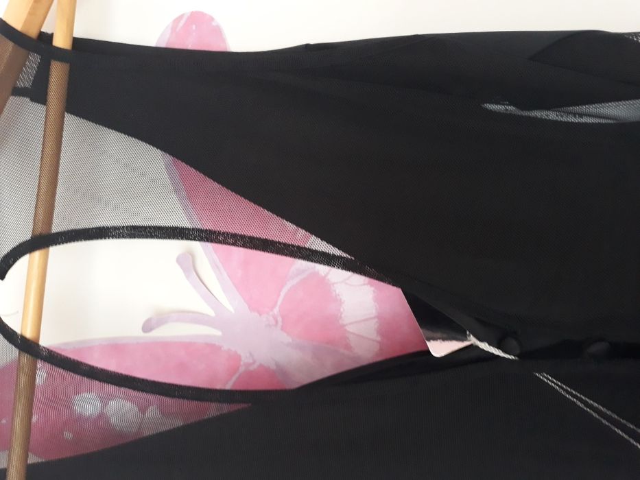 Vestido cetim preto com tule e costas transparentes novo elcorte ingle