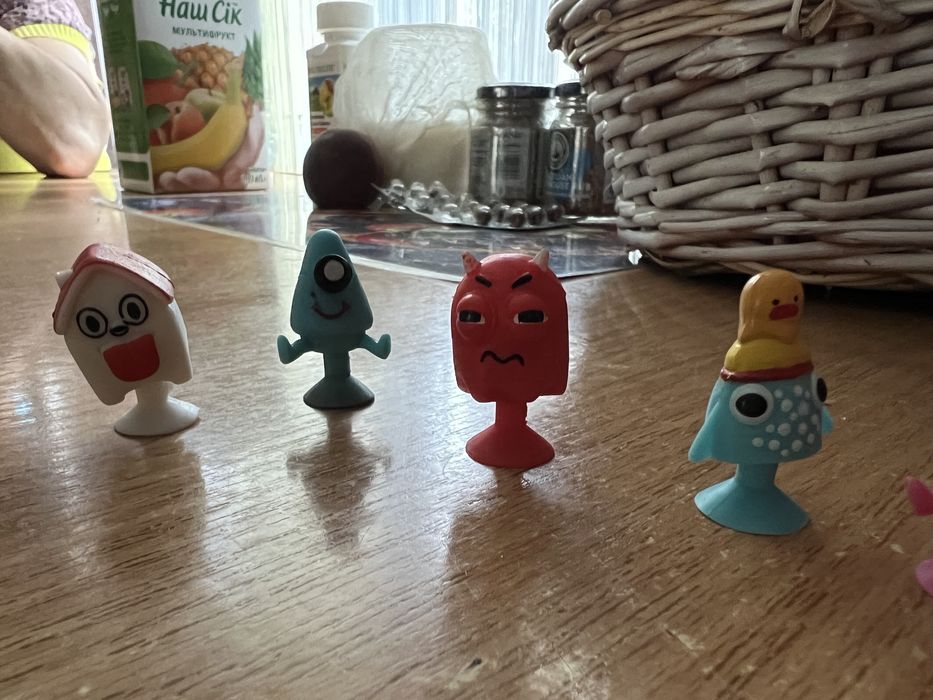 Липучки игрушки