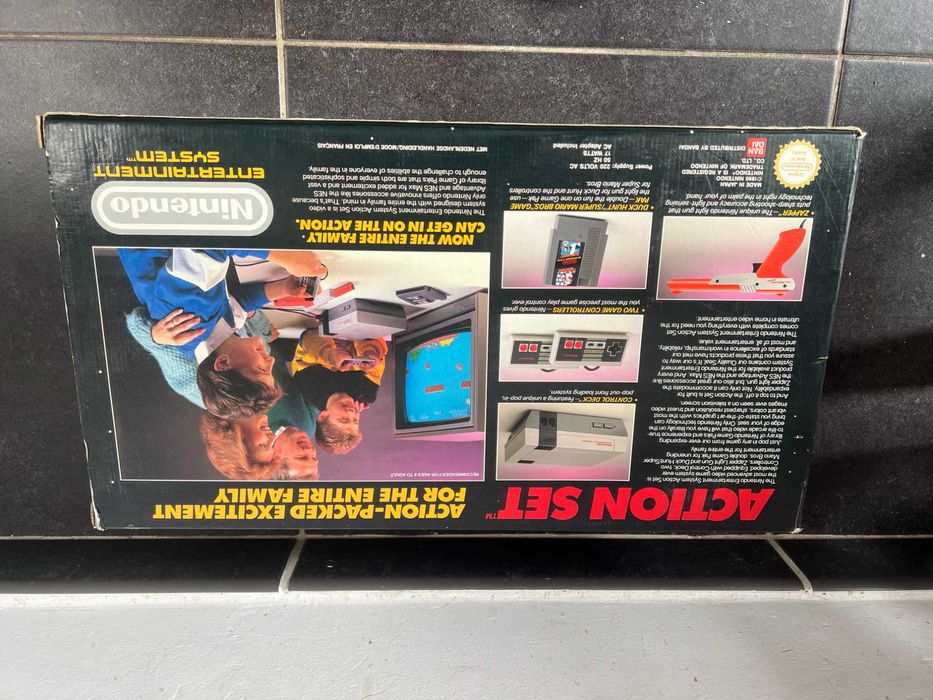 Konsola Nintendo NES Pistolet 2 Pady i Gra