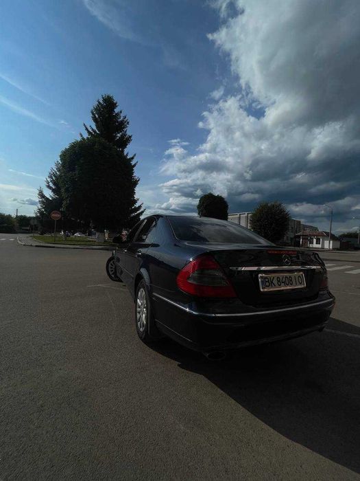 Продам MERCEDES-BENZ 211 Полний привід