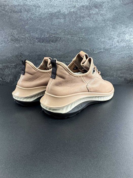 Шкіряні кросівки Ecco оригінал (39)