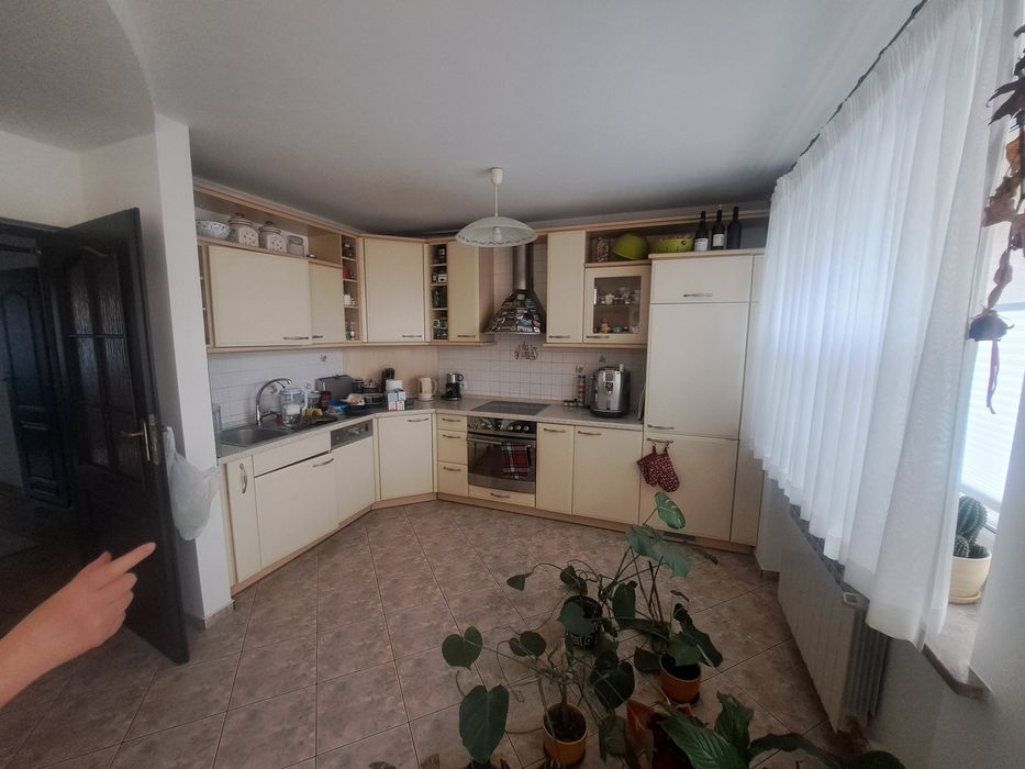 Oddam kuchnie w zabudowie