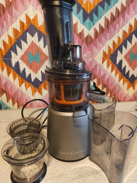 Wyciskarka wolnoobrotowa Götze&Jensen SJ901T