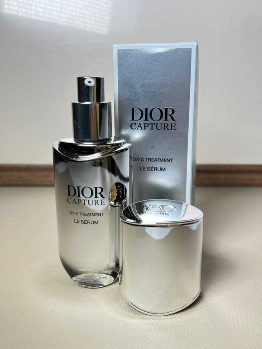 Сироватка для обличчя Dior Capture Ox-C