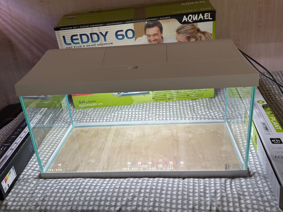 Акваріум 54л LEDDY 60
