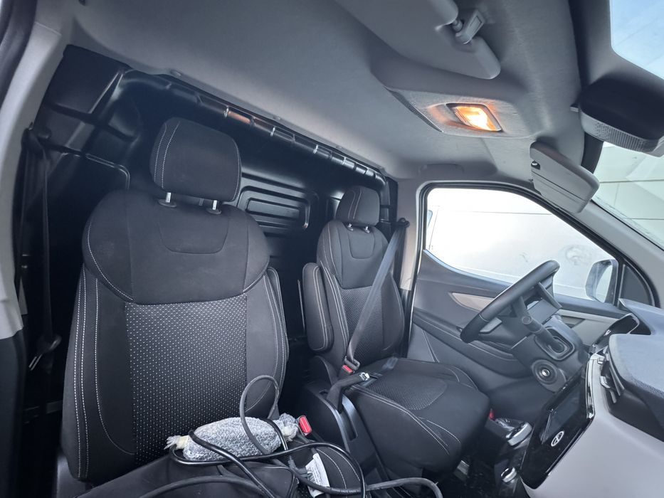 Електро бус максус