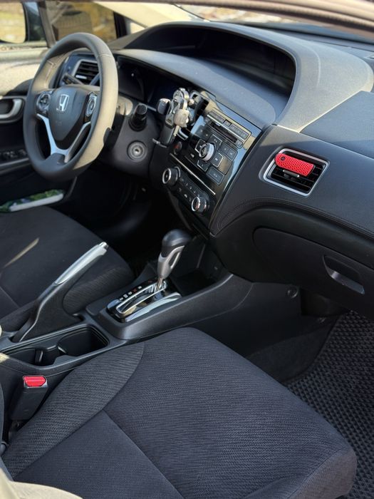 Honda Civic 1.8 AT •2013•