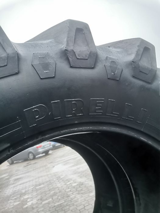 Para opon 580/70R38 155A8 Pirelli TM700