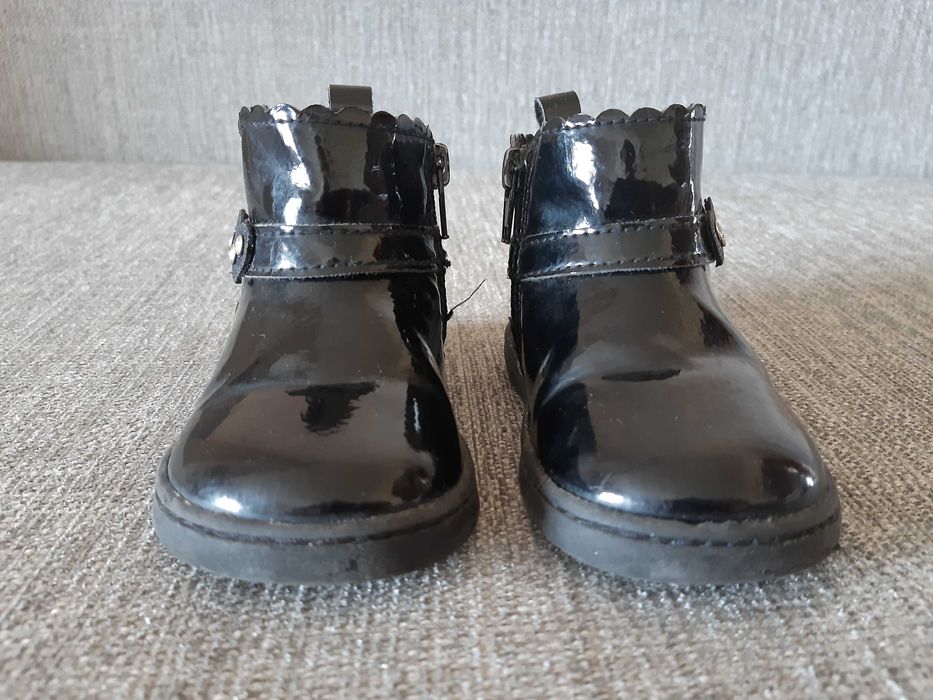 Botinhas Chicco tamanho 20 Black