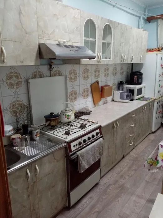 Продається трикімнатна квартира у місті Здолбунів-2.