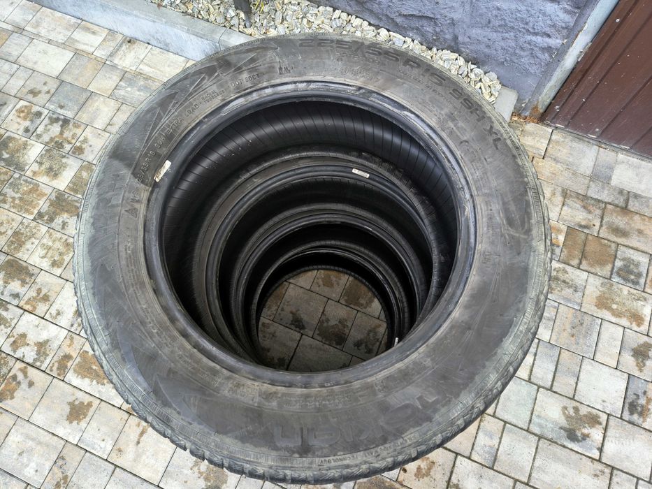 Opony zimowe Nokian 225/55 R16