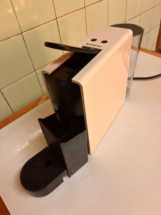 Nespresso Essenza Mini Pure White C30 – Máquina de Café