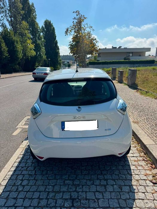 Renault Zoe 41KW (Bateria Própria, 350KM Autonomia)