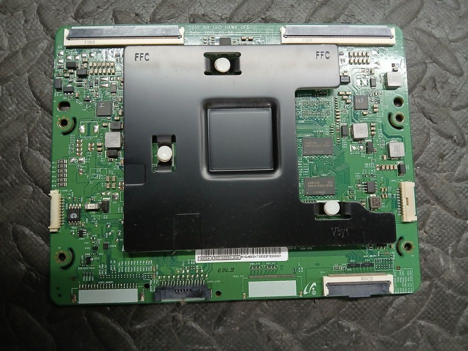 PEÇAS - TV LED 50" - Samsung UE50JU6800K - com Ecrã Partido!!!